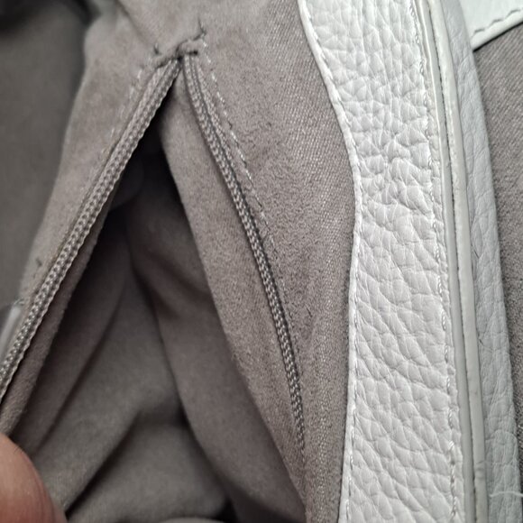 Vince Camuto Lenka colorblock leather crossbody bag in White Swan - Picture 8 of 16